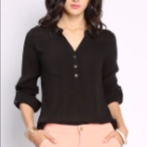 Two pocket roll-up blouse